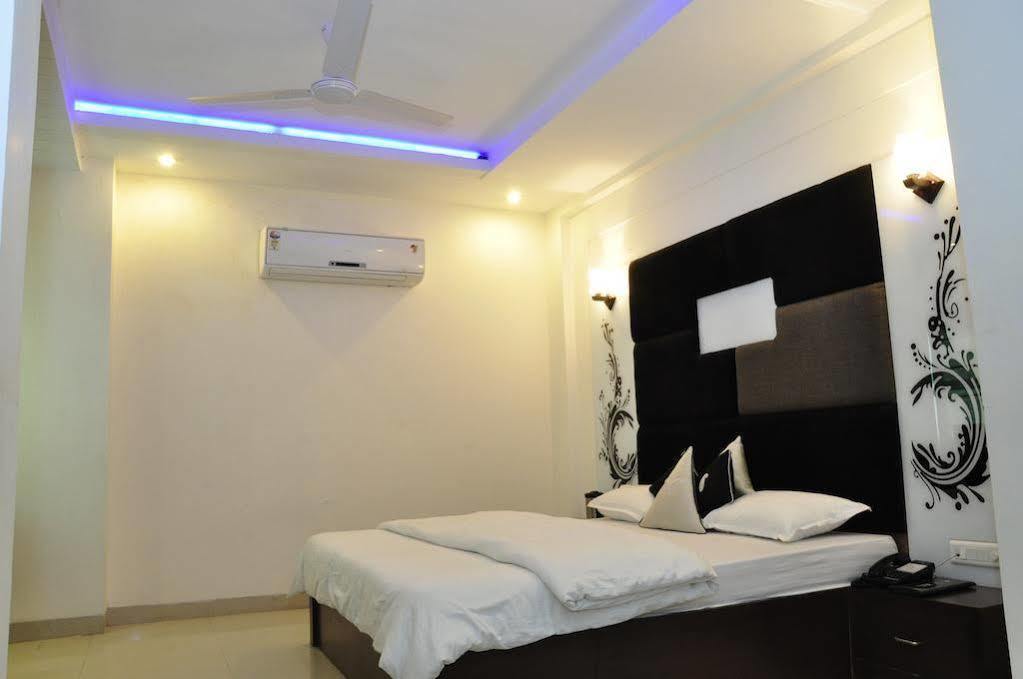Hotel The Kamta Agra  Exterior photo
